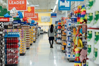 4 Tips for Operating a Large Retail Space