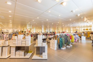 How To Keep Your Retail Space Cool This Summer